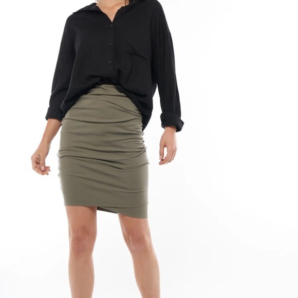 Count Your Blessings Skirt MATERNITY SKIRT IN KHAKI size XS - Picture 3 of 6